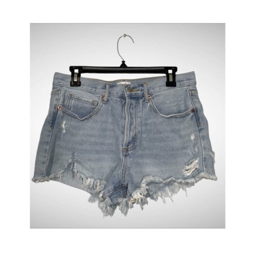 Simple Society Light Wash Blue Fringe Distressed Ripped Button Fly Jean Shorts 7